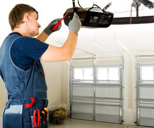 Garage Door Repair & Service Garage Door Repair & Service